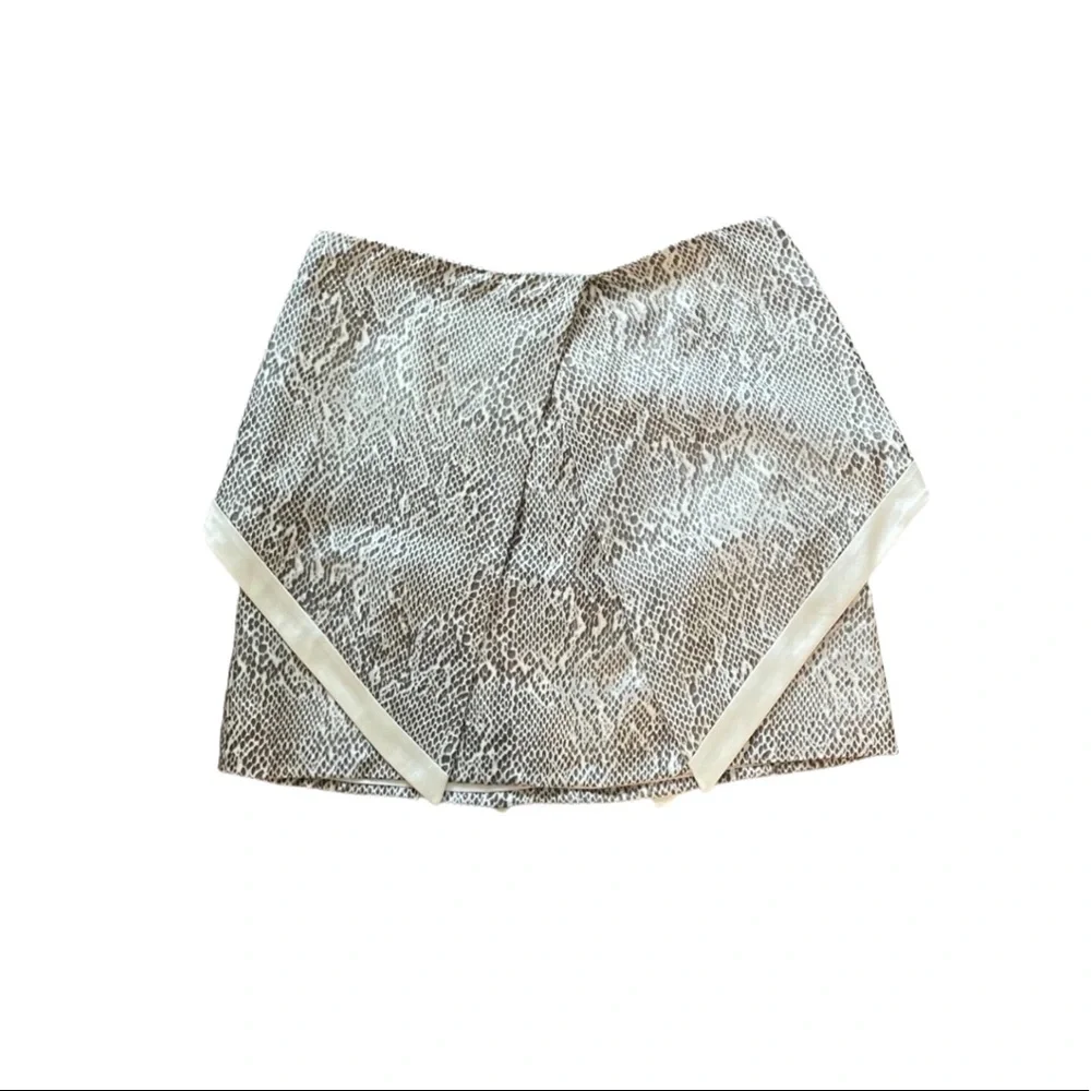 WAYNE Silk Python Print Mini Skirt Size Small - Picture 1 of 6